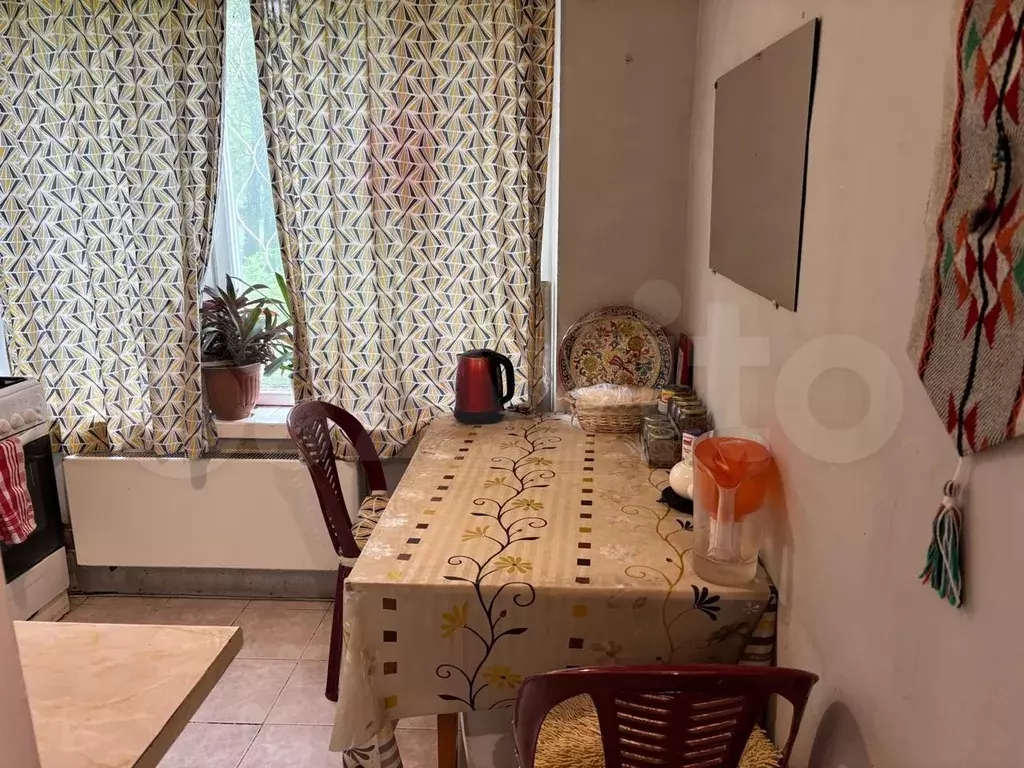 2-к. квартира, 54 м, 1/9 эт. - Фото 0