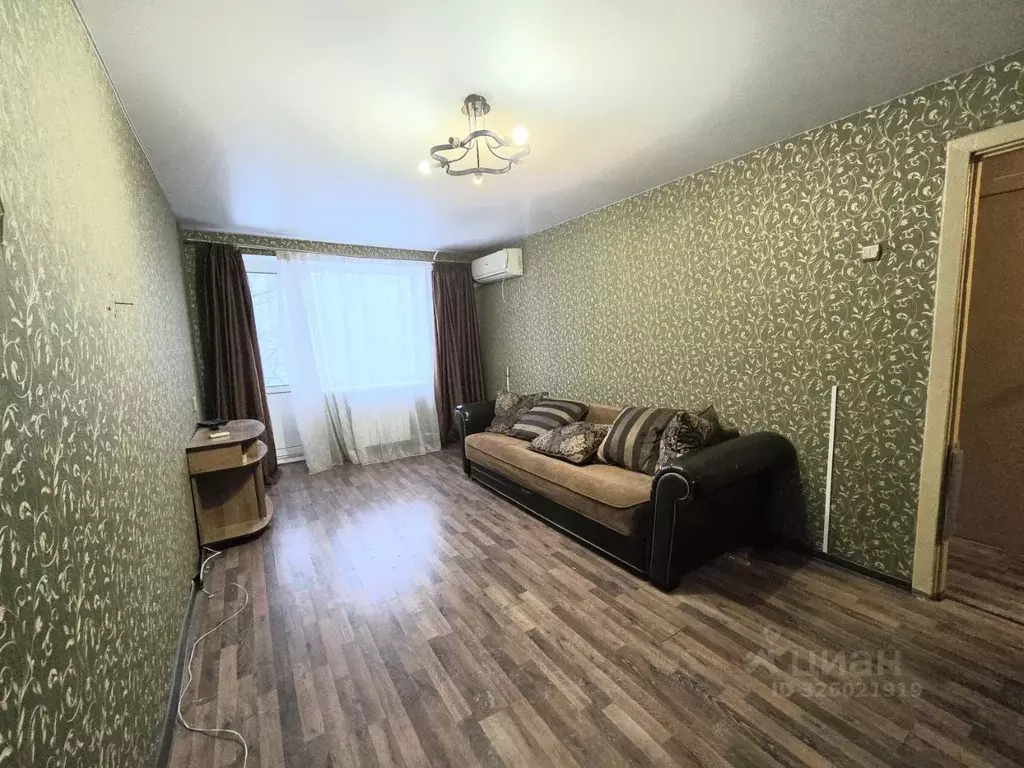 1-к кв. Волгоградская область, Волгоград Каменская ул., 8 (32.3 м) - Фото 1