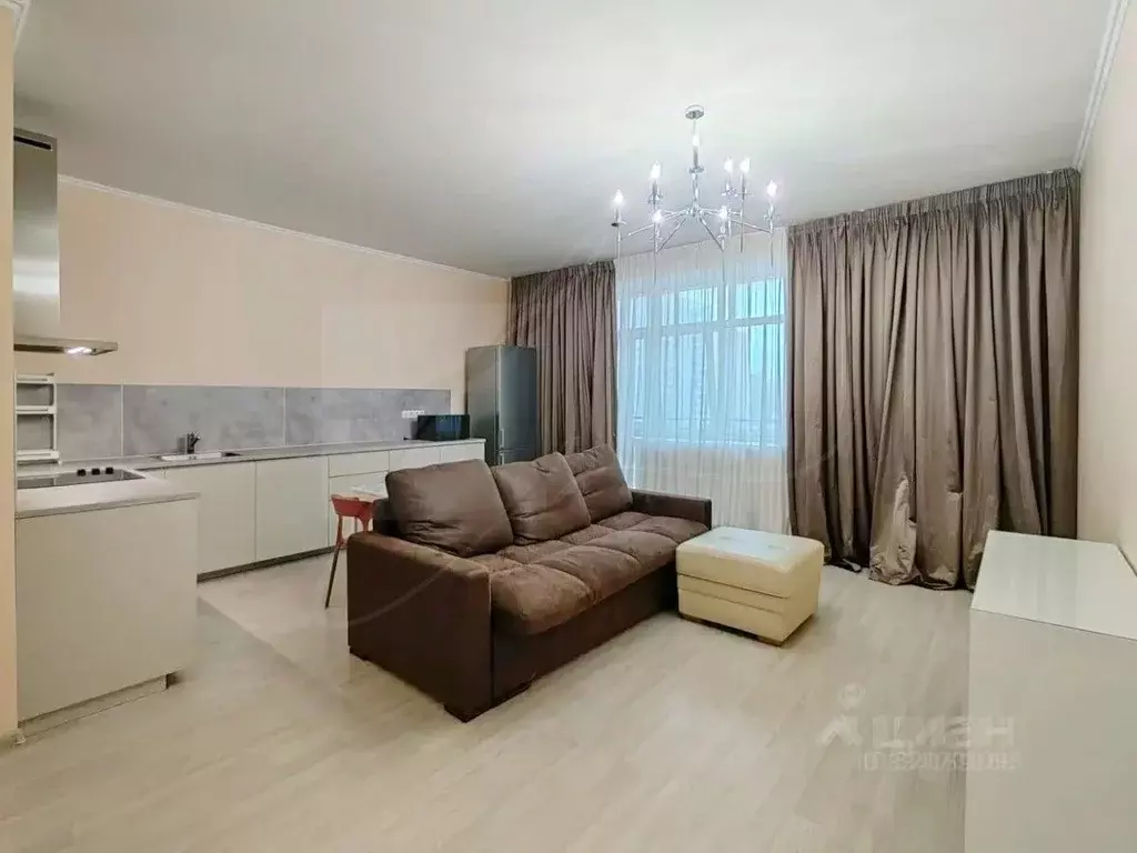 Студия Москва пос. Коммунарка, ул. Бачуринская, 21 (40.0 м) - Фото 1