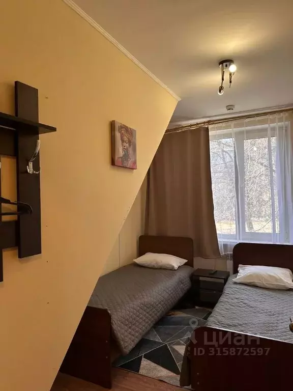 3-к кв. Нижегородская область, Нижний Новгород ул. Краснодонцев, 9А ... - Фото 0