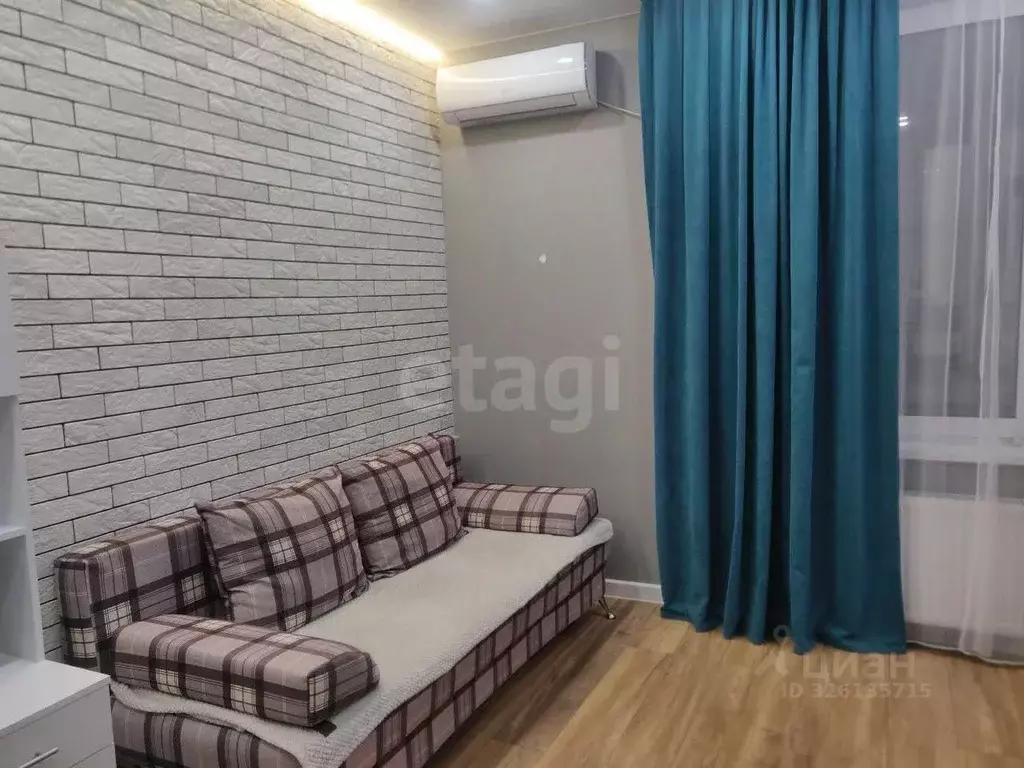 Студия Тюменская область, Тюмень ул. Фармана Салманова, 26 (24.5 м) - Фото 1