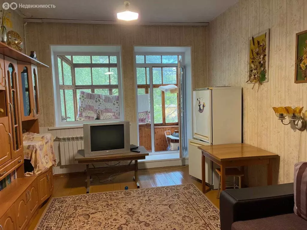 3-комнатная квартира: Чебаркуль, улица Каширина, 8 (75 м) - Фото 0