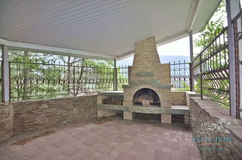 Дом в Крым, Ялта городской округ, Виноградное пгт ул. Красина, 20 (420 ... - Фото 2