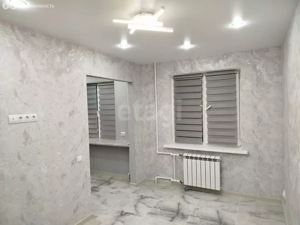 3-комнатная квартира: Липецк, улица М.И. Неделина, 28 (62 м) - Фото 1