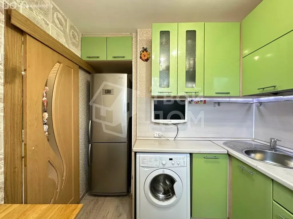 4-комнатная квартира: Санкт-Петербург, улица Подводника Кузьмина, 11 ... - Фото 1