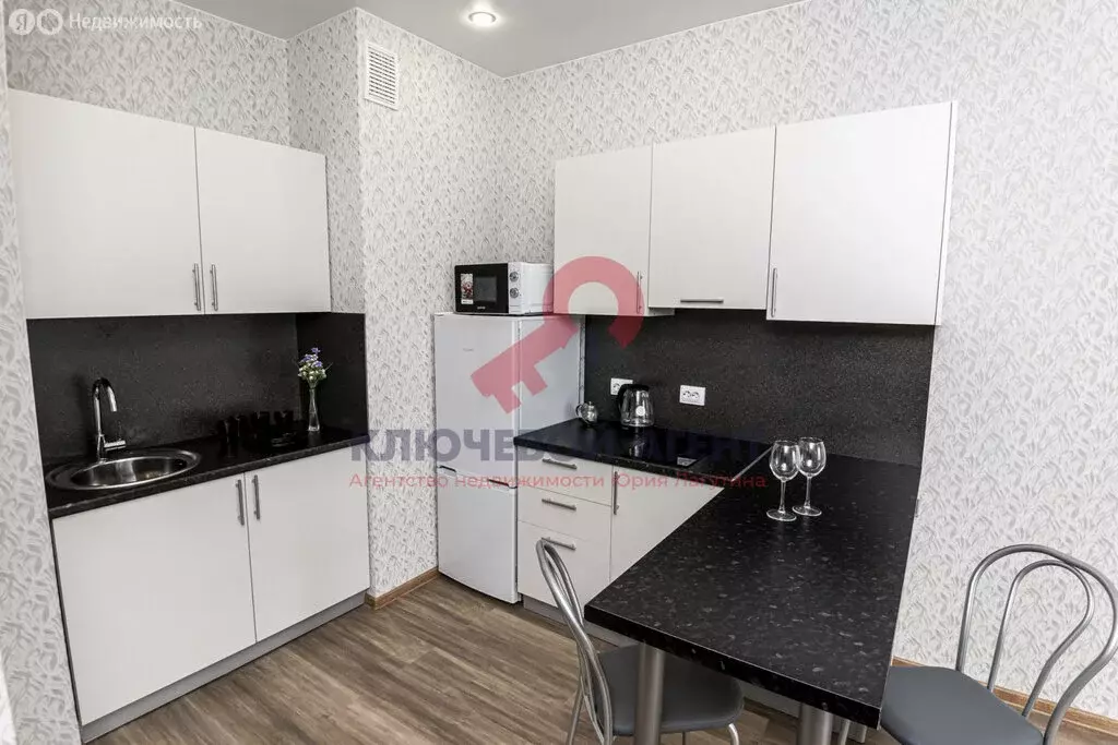 1-комнатная квартира: Санкт-Петербург, Октябрьская набережная, 44 (37 ... - Фото 1