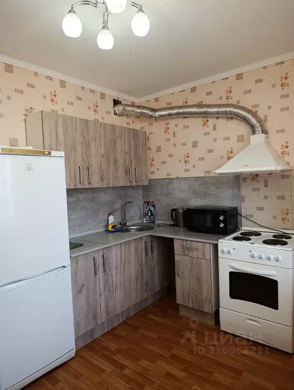 1-к кв. Тюменская область, Тюмень ул. Николая Семенова, 25к1 (39.0 м) - Фото 0