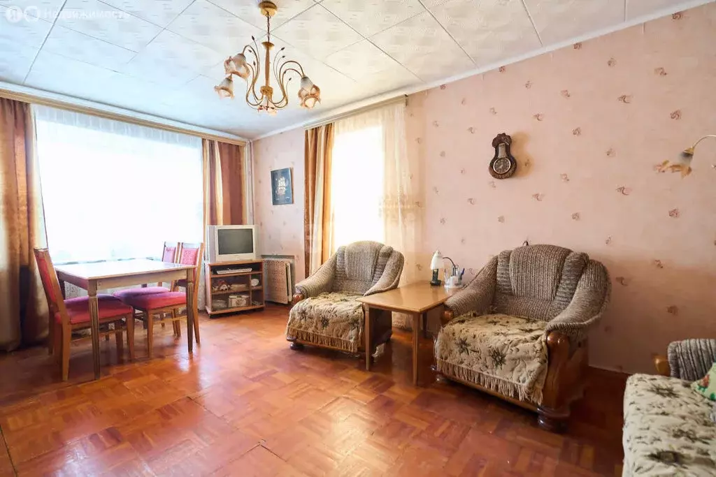 3-комнатная квартира: Томск, улица Усова, 16 (60 м) - Фото 1