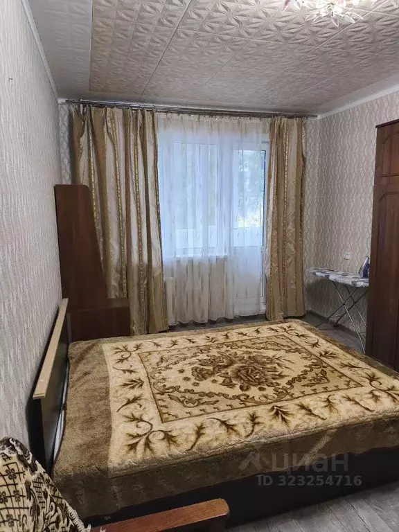 1-к кв. Воронежская область, Россошь просп. Труда, 32 (30.0 м) - Фото 2