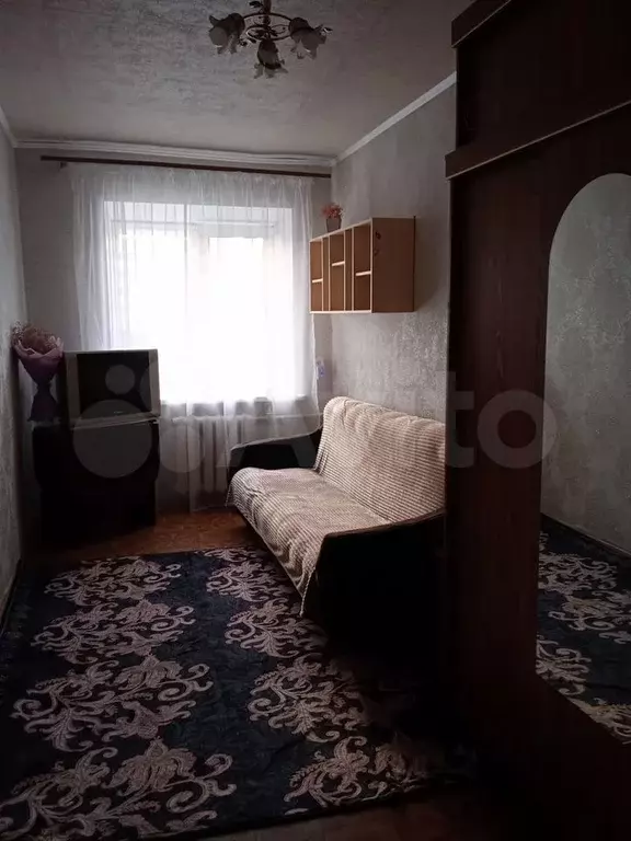 Комната 13 м в 4-к., 4/4 эт. - Фото 0