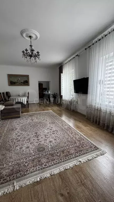 Дом 400 м на участке 8 сот. - Фото 0