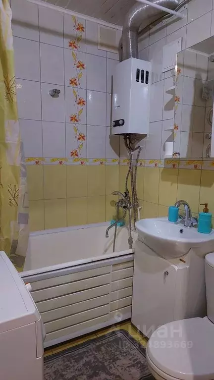 2-к кв. Ленинградская область, Выборг Военная ул., 2 (42.0 м) - Фото 2