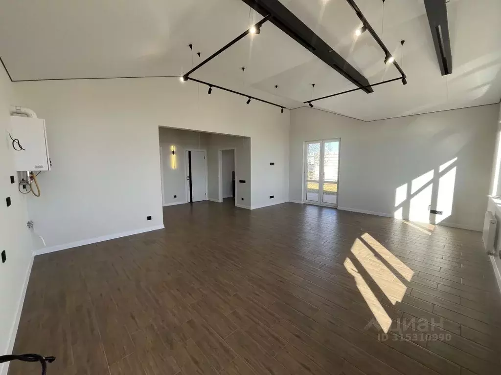 Дом в Калужская область, Малоярославецкий муниципальный округ, с. ... - Фото 2