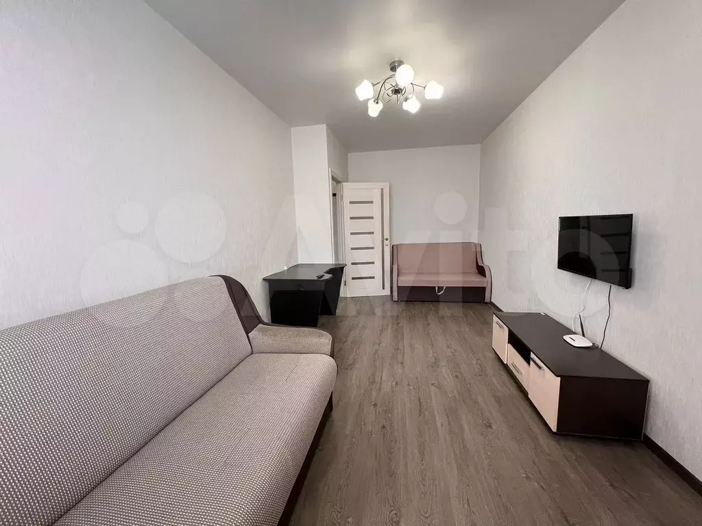 1-к. квартира, 42 м, 3/6 эт. - Фото 0