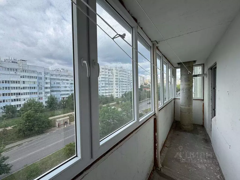 2-к кв. Белгородская область, Белгород ул. Есенина, 50в (58.2 м) - Фото 1