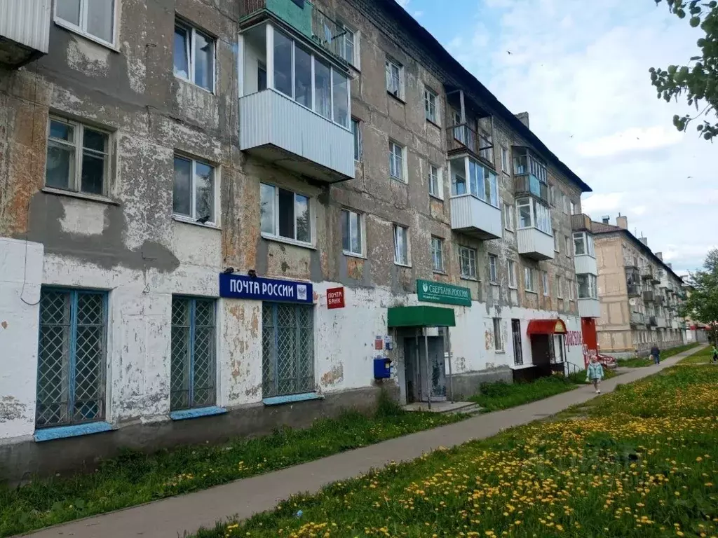 2-к кв. Пермский край, Губахинский муниципальный округ, Углеуральский ... - Фото 2