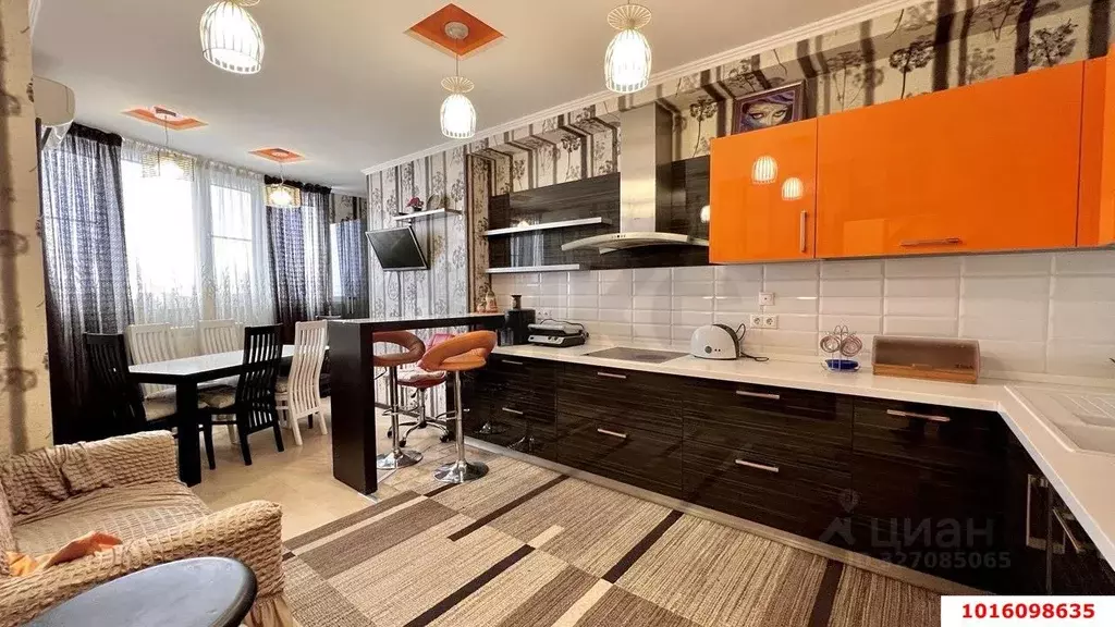 3-к кв. Краснодарский край, Краснодар ул. Имени В.Н. Мачуги (97.0 м) - Фото 1