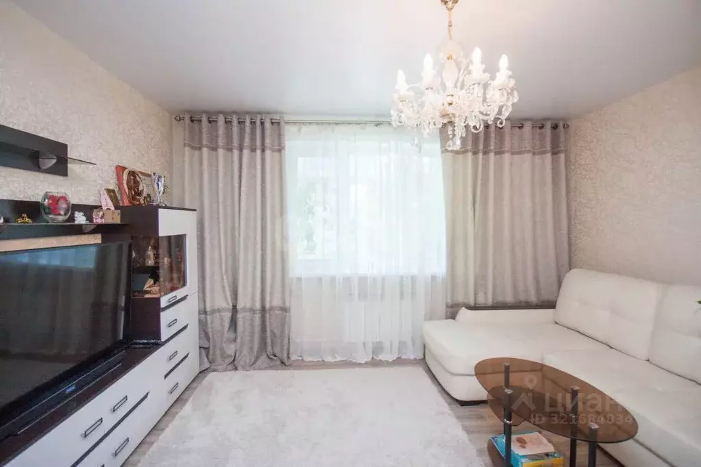 3-к кв. Сахалинская область, Южно-Сахалинск Комсомольская ул., 241 ... - Фото 2