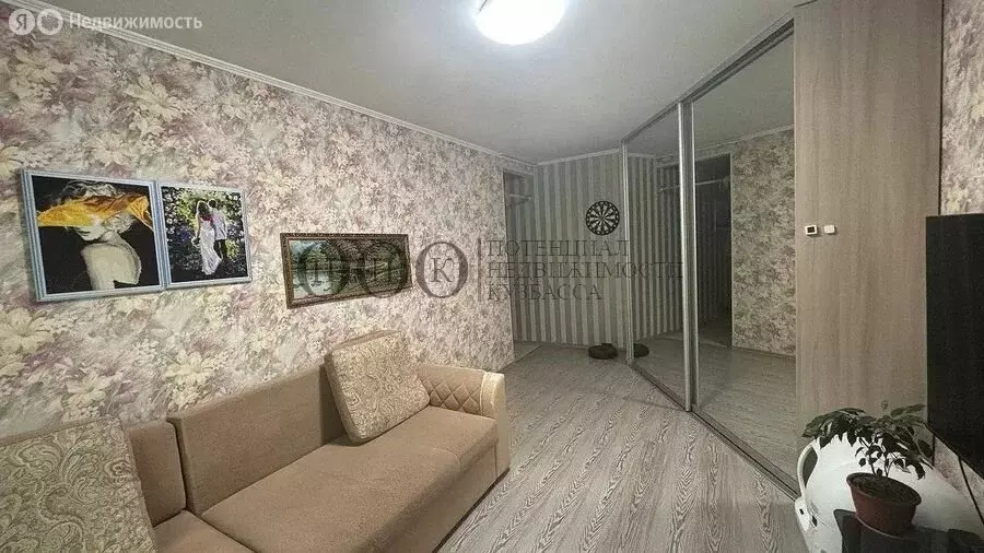 2-комнатная квартира: Кемерово, улица Сибиряков-Гвардейцев, 330 (42.9 ... - Фото 0