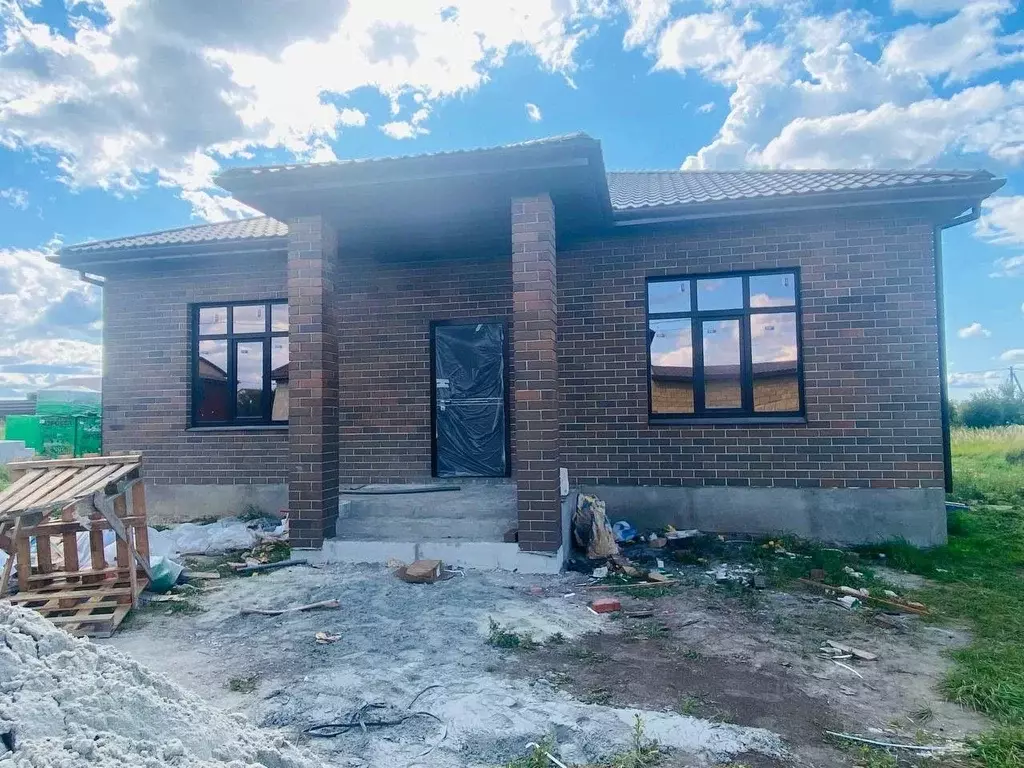 Дом в Курская область, Курский район, Новопоселеновский сельсовет, д. ... - Фото 2