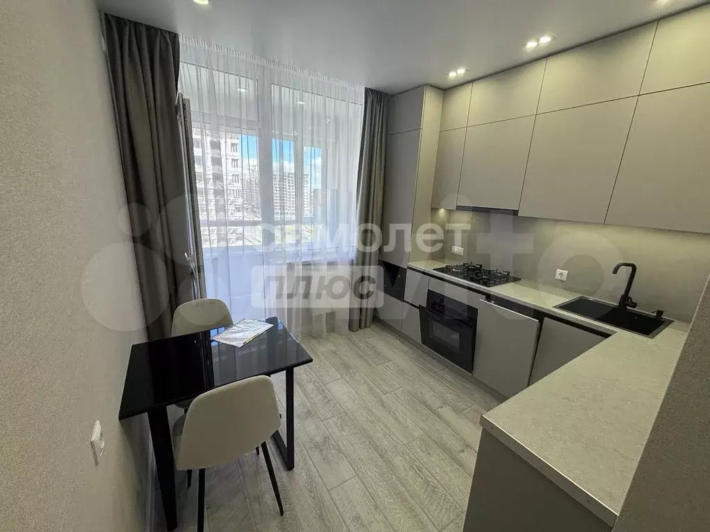 1-к. квартира, 40 м, 9/10 эт. - Фото 0