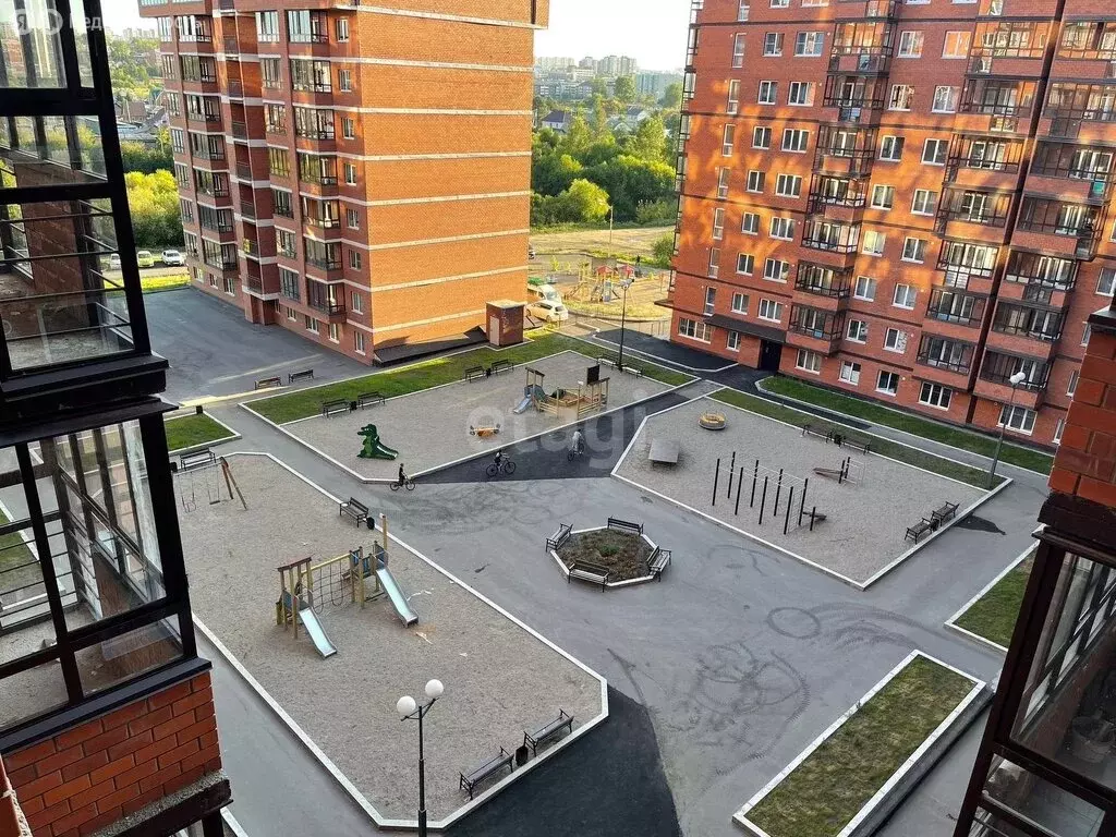 2-комнатная квартира: Иркутск, Братская улица, 7/9 (78 м) - Фото 0
