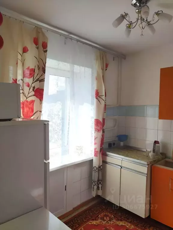 1-к кв. Кемеровская область, Кемерово ул. Патриотов, 32 (35.0 м) - Фото 1