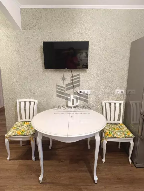 4-к. квартира, 74 м, 2/5 эт. - Фото 1