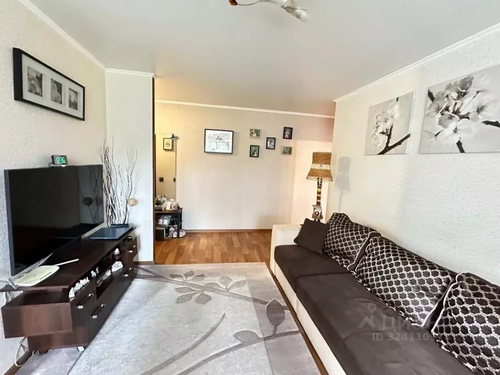 3-к кв. Омская область, Омск ул. Всеволода Иванова, 20 (55.0 м) - Фото 2