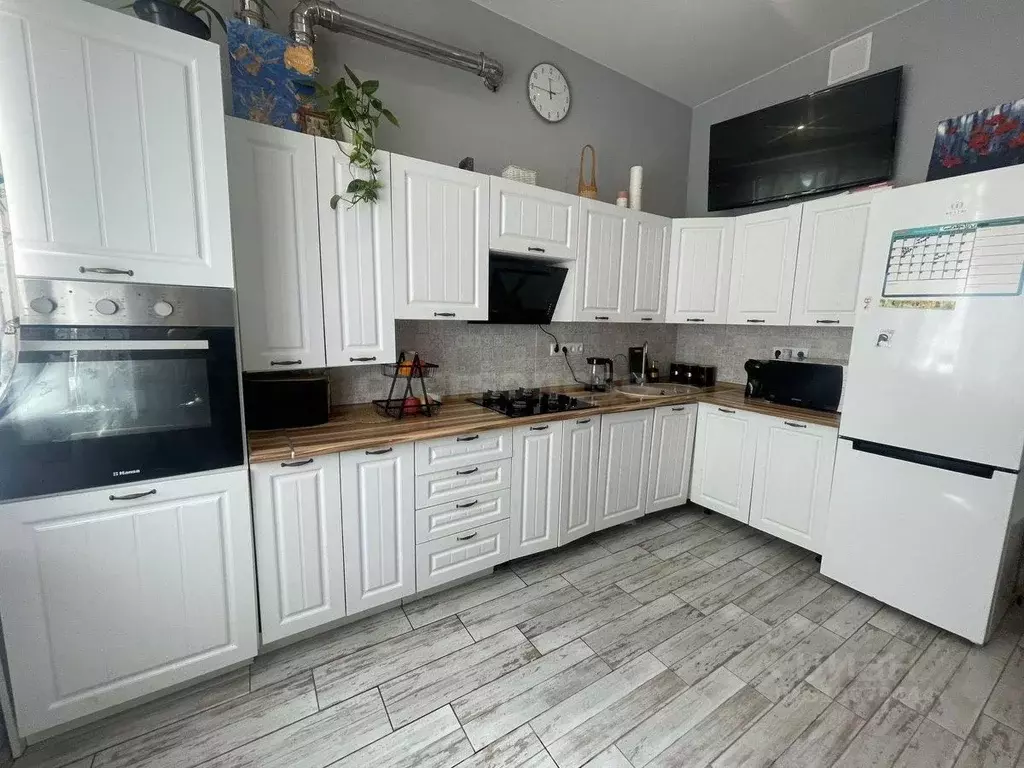 1-к кв. Севастополь ул. Челнокова, 17к1 (43.0 м) - Фото 0