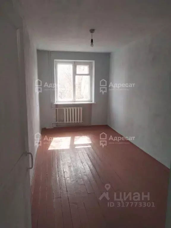 3-к кв. Волгоградская область, Михайловка Республиканская ул., 28А ... - Фото 0