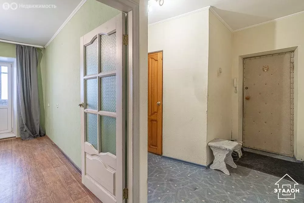 2-комнатная квартира: Омск, улица Бориса Катышева, 27 (45 м) - Фото 1