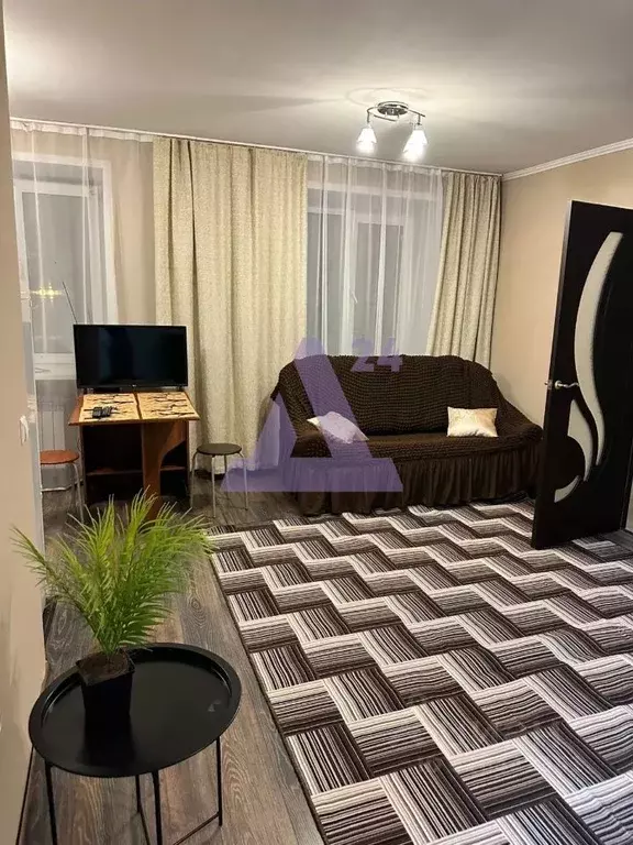 3-к кв. Алтай, Горно-Алтайск Коммунистический просп., 51 (58.0 м) - Фото 1