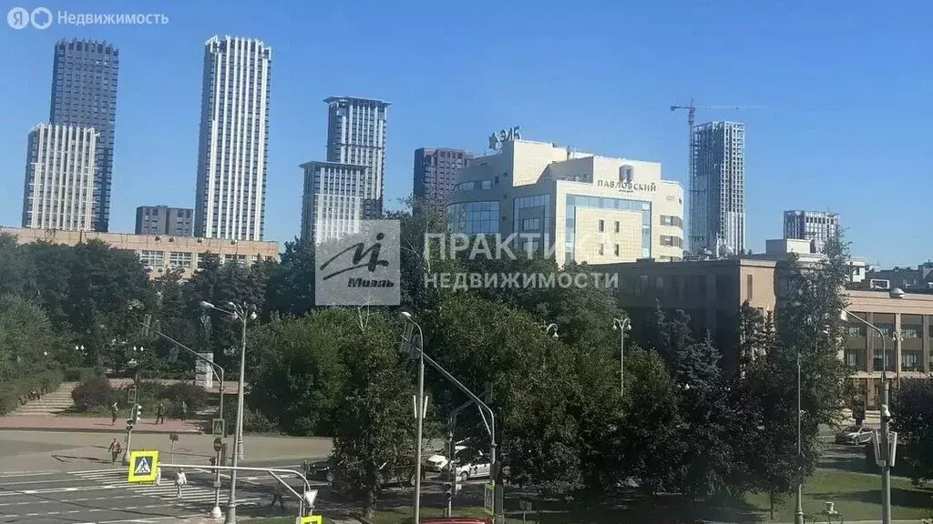 1-комнатная квартира: Москва, улица Павла Андреева, 4 (35 м) - Фото 1