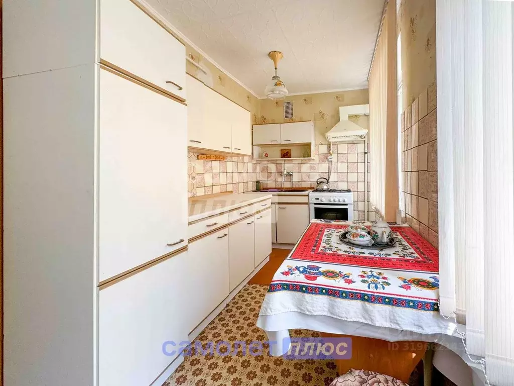 3-к кв. Чувашия, Чебоксары ул. Анисимова, 2 (60.3 м) - Фото 0