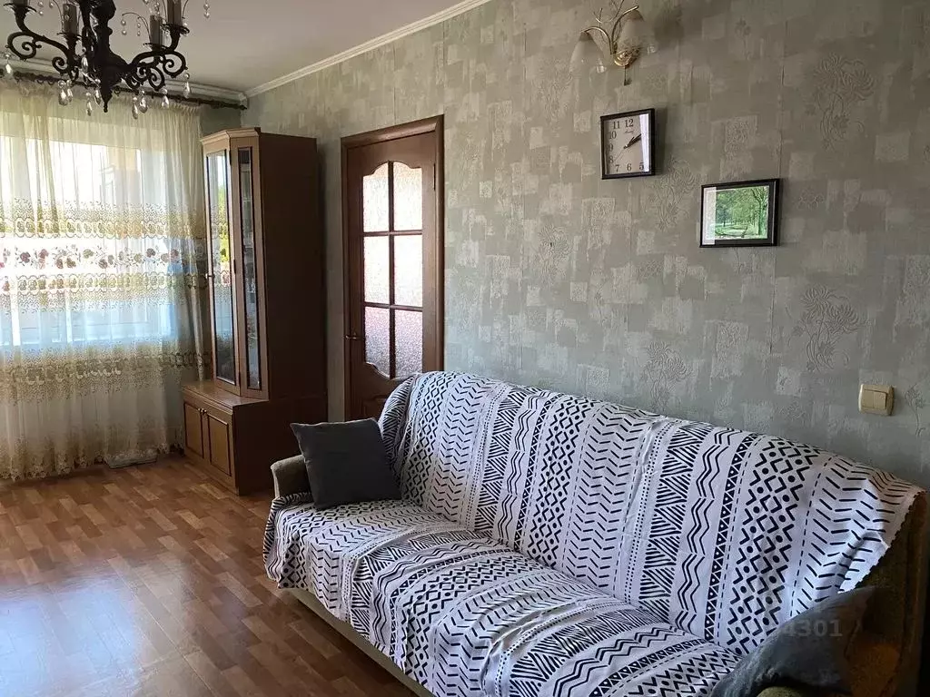 2-к кв. Краснодарский край, Туапсе ул. Маршала Жукова, 25 (50.0 м) - Фото 0