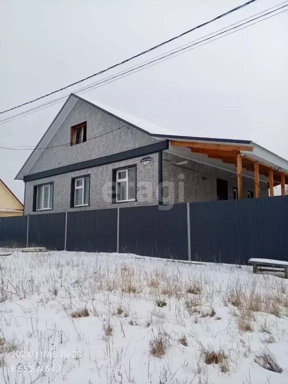 Дом в Башкортостан, Иглинский сельсовет, с. Иглино ул. Тухвата Янаби, ... - Фото 0