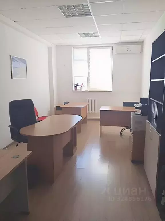 Офис в Краснодарский край, Новороссийск ул. Победы, 17 (14 м) - Фото 2