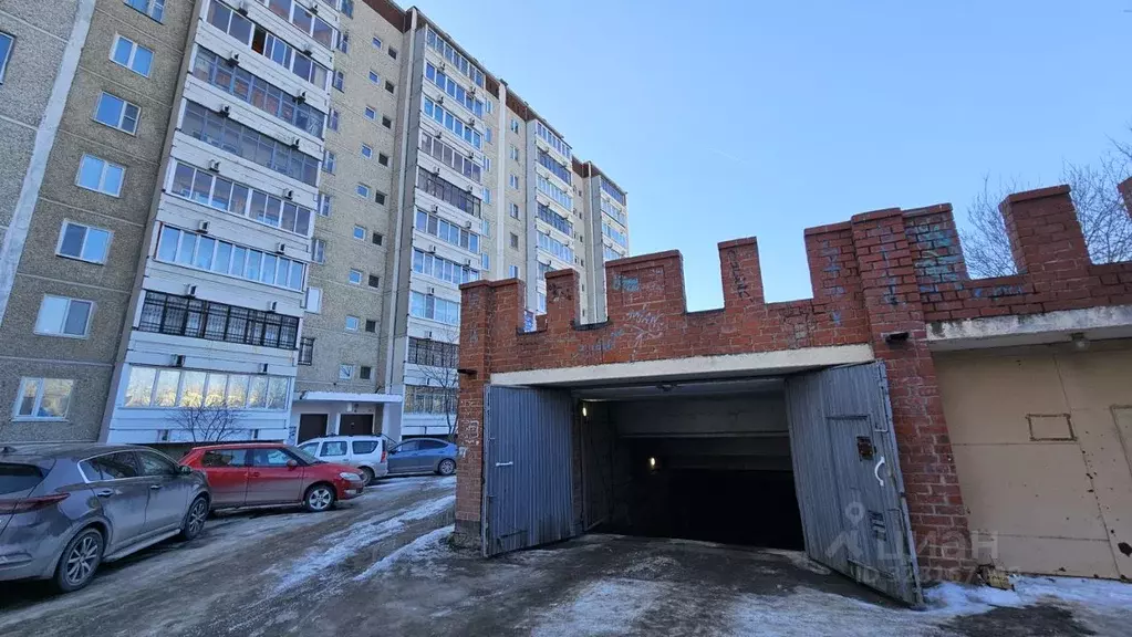 Гараж в Свердловская область, Екатеринбург ул. Народной Воли, 113А (17 ... - Фото 1