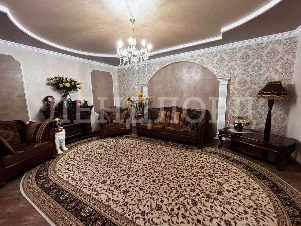 Дом в Ростовская область, Красный Сулин ул. Матросова (261 м) - Фото 2