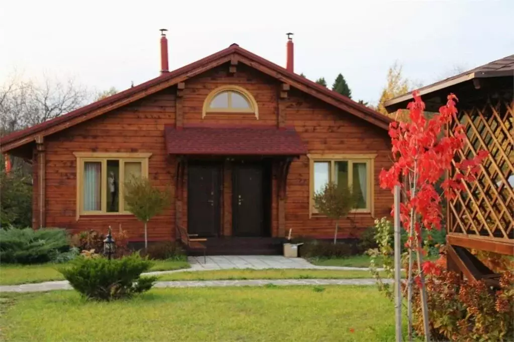 Дом в Калужская область, Жуковский район, Чубарово с/пос, д. Инино  ... - Фото 1