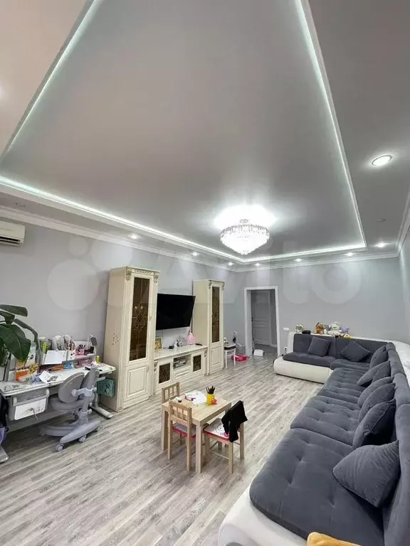 2-к. квартира, 72 м, 2/5 эт. - Фото 1