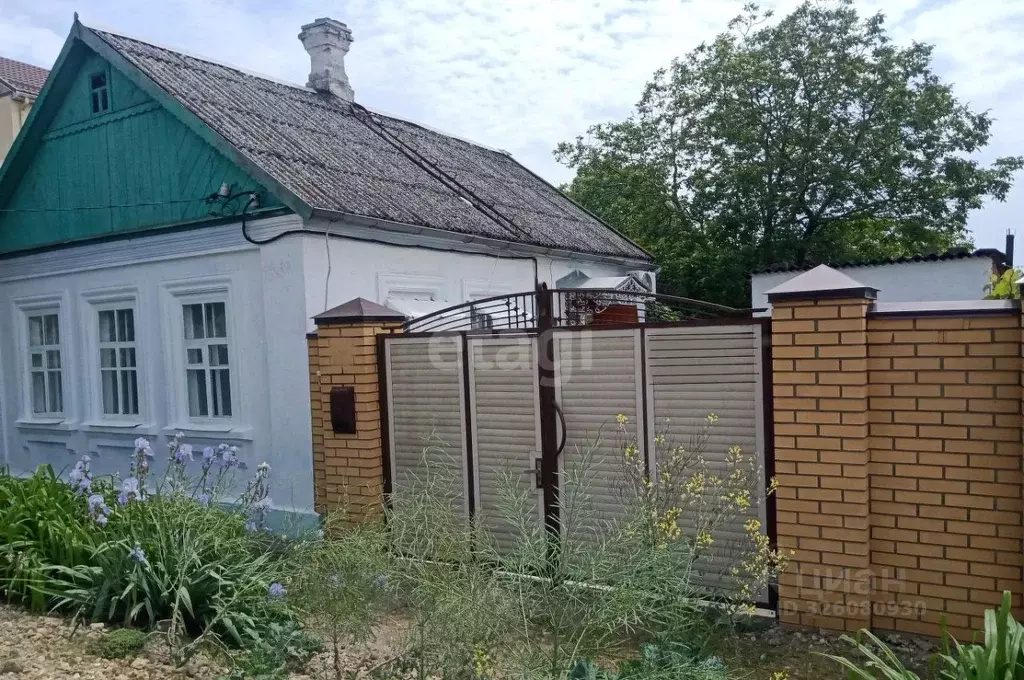 Дом в Краснодарский край, Темрюк ул. Щорса (39 м) - Фото 1