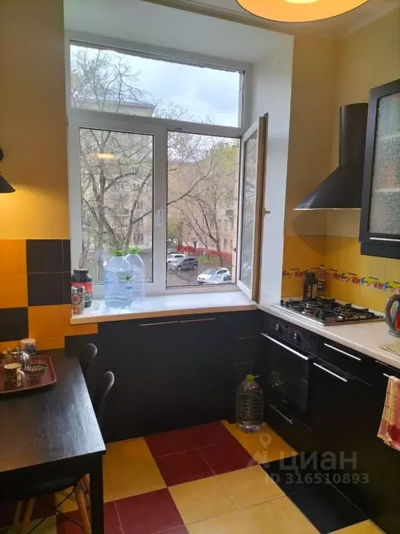 2-к кв. Москва ул. Юлиуса Фучика, 6 (57.0 м) - Фото 0