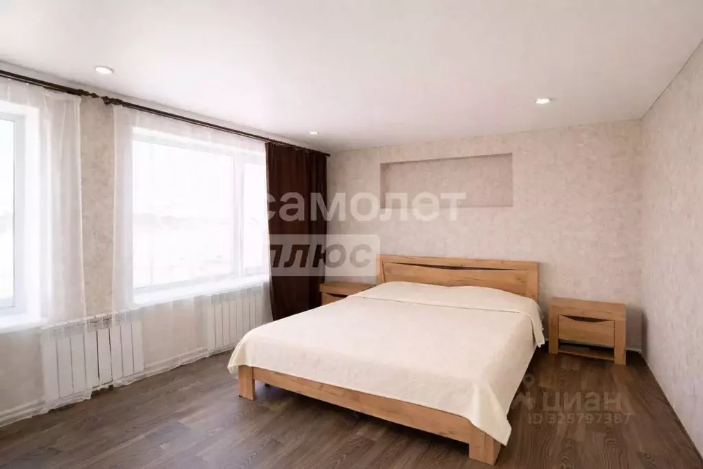 Дом в Челябинская область, пос. Нижний Уфалей ул. Карла Либкнехта (100 ... - Фото 1