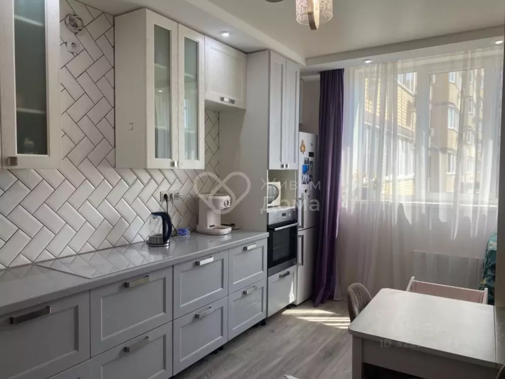 1-к кв. Волгоградская область, Волгоград ул. Расула Гамзатова, 11 ... - Фото 1