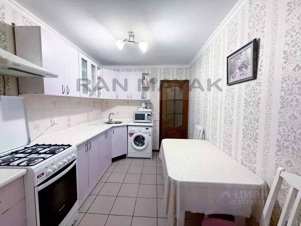 2-к кв. Адыгея, Майкоп Пролетарская ул., 400 (53.0 м) - Фото 1