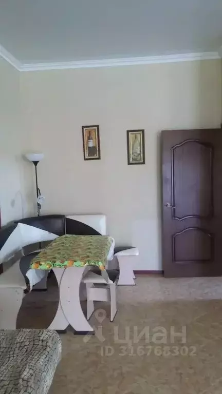 Дом в Краснодарский край, Ейский район, Должанская ст-ца ул. Чапаева, ... - Фото 1