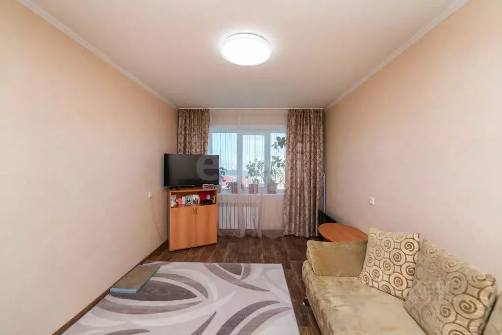 3-к кв. Курганская область, Курган Заозерный жилрайон, 3-й мкр, 34 ... - Фото 1