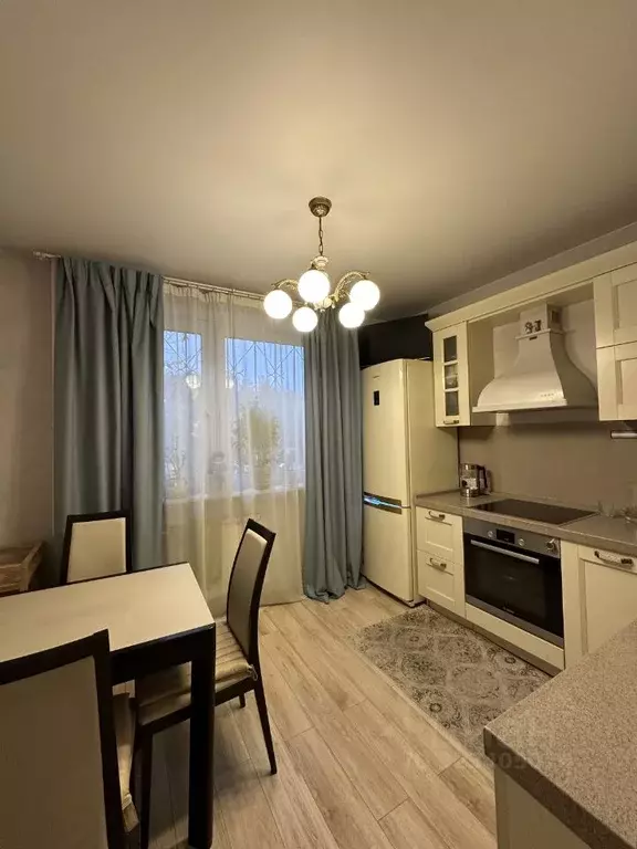 2-к кв. Московская область, Химки Молодежная ул., 1 (58.4 м) - Фото 1